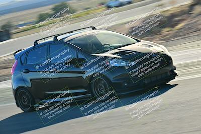 media/Dec-13-2025-Extreme Speed (Sat) [[d129ecb0b9]]/Mid Inter/Session 3 (Turn 5)/